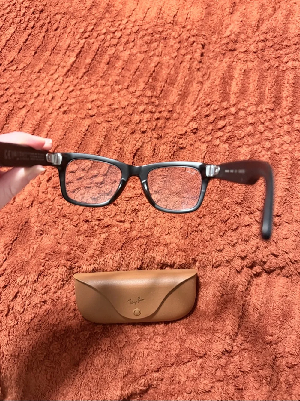 Ray-Ban matte Black gen 2 Wayfarer transition lenses Eyeglasses with Tan Case